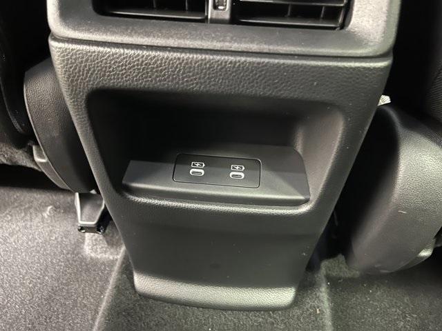 Photo of 2026 Platinum White Pearl Honda CR-V Hybrid