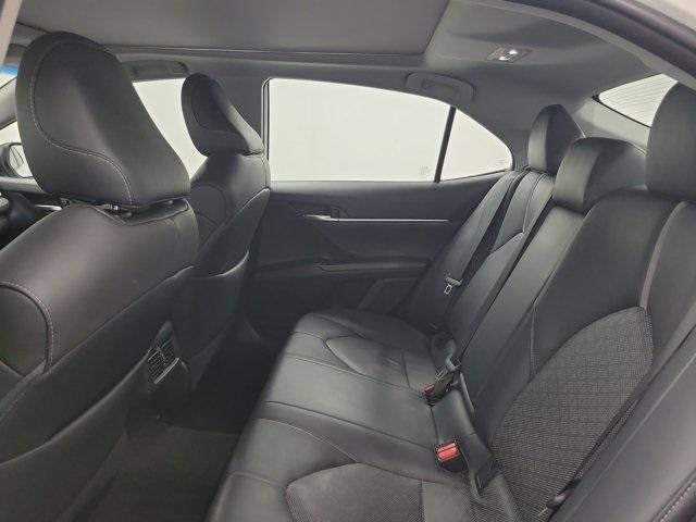 Photo of 2018 White Toyota Camry
