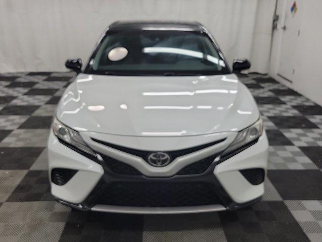 Photo of 2018 White Toyota Camry