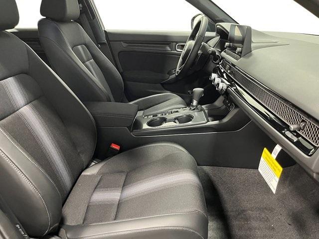 Photo of 2025 Platinum White Pearl Honda Civic