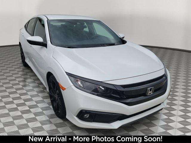 Photo of 2021 White Honda Civic