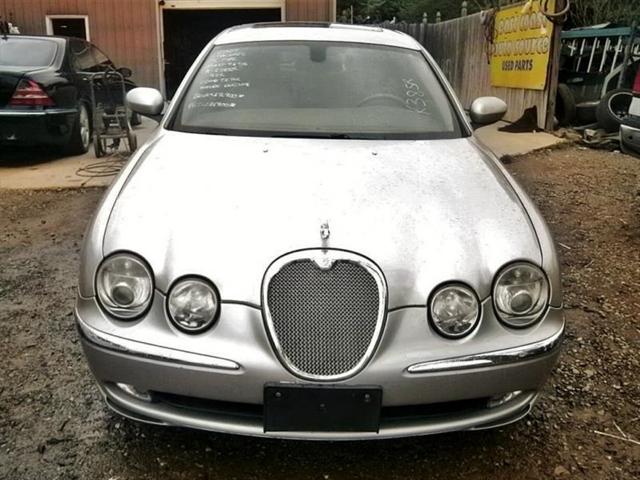 Photo of 2004 Platinum Jaguar S-Type