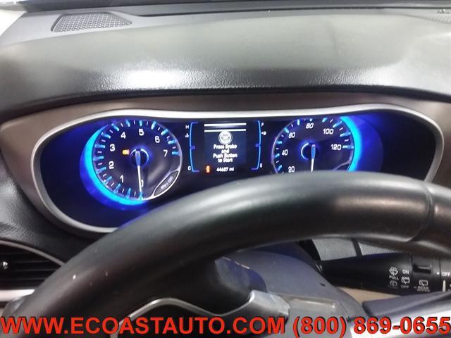 Photo of 2018 Ocean Blue Metallic Chrysler Pacifica
