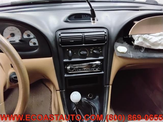 Photo of 1996 RED Ford Mustang