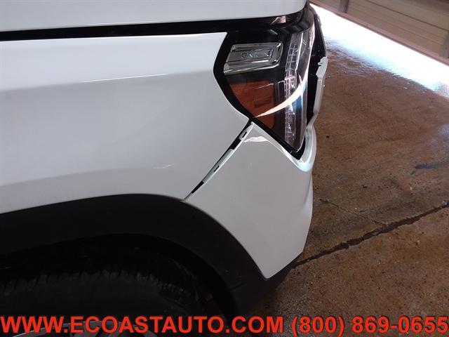Photo of 2022 Summit White GMC Terrain