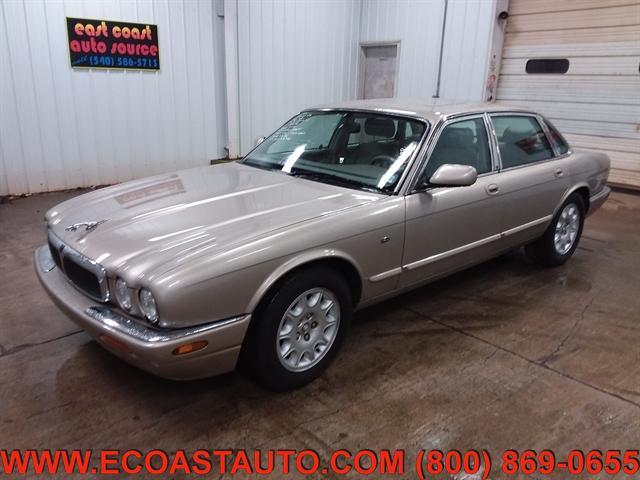 Photo of 1998 Gold Jaguar XJ
