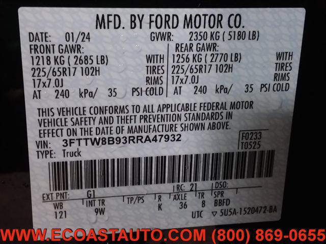 Photo of 2024 Shadow Black Ford Maverick