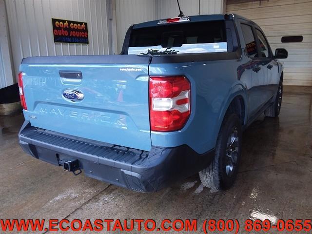 Photo of 2022 Velocity Blue Metallic Ford Maverick