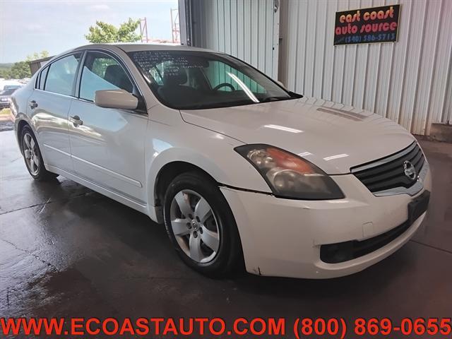 Photo of 2007 Winter Frost Pearl Nissan Altima