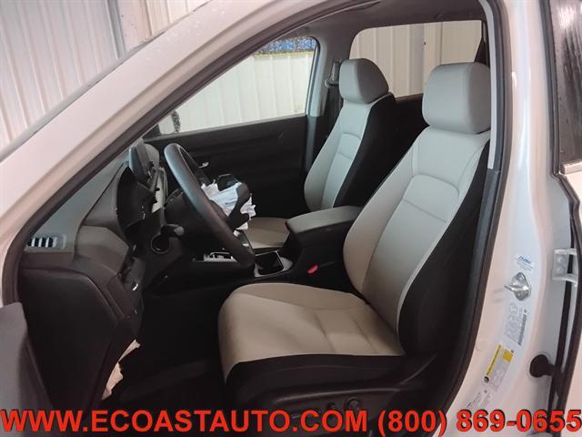 Photo of 2024 Platinum White Pearl Honda CR-V