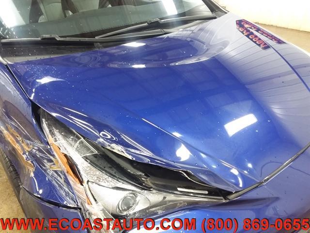 Photo of 2017 Blue Crush Metallic Toyota Prius