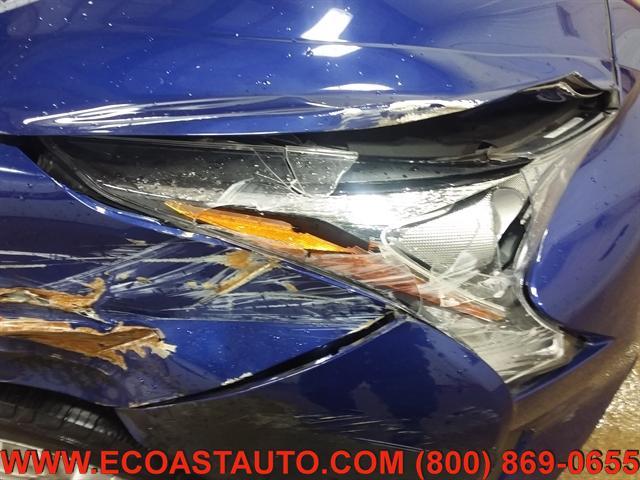 Photo of 2017 Blue Crush Metallic Toyota Prius