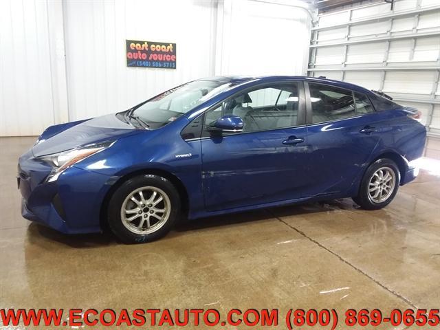 Photo of 2017 Blue Crush Metallic Toyota Prius