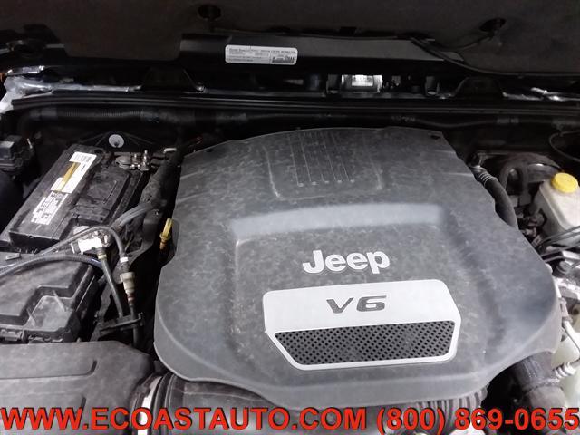 Photo of 2015 Black Clearcoat Jeep Wrangler Unlimited