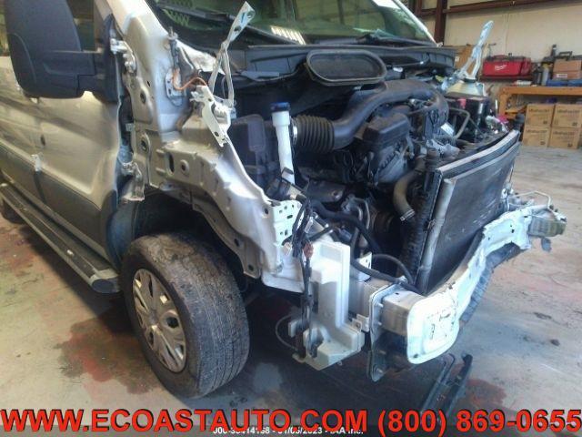 Photo of 2015 Oxford White Ford Transit-250
