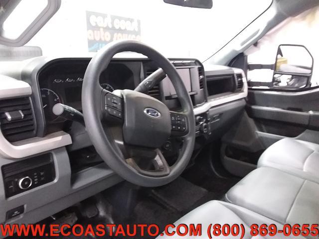 Photo of 2023 Oxford White Ford F-250