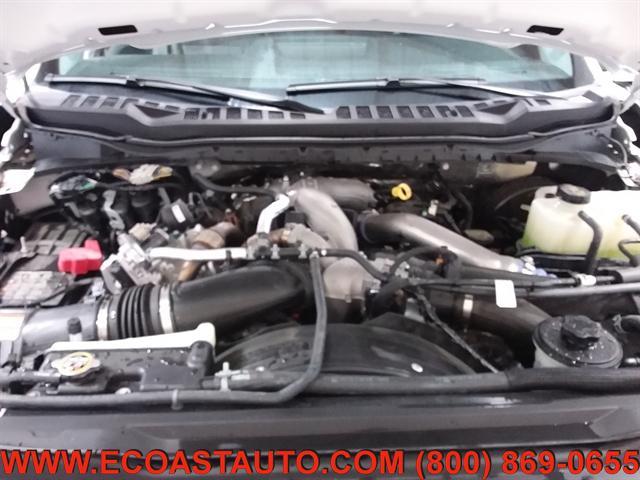 Photo of 2023 Oxford White Ford F-250
