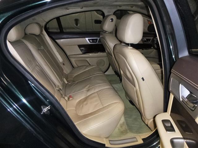 Photo of 2011 Botanical Green Jaguar XF