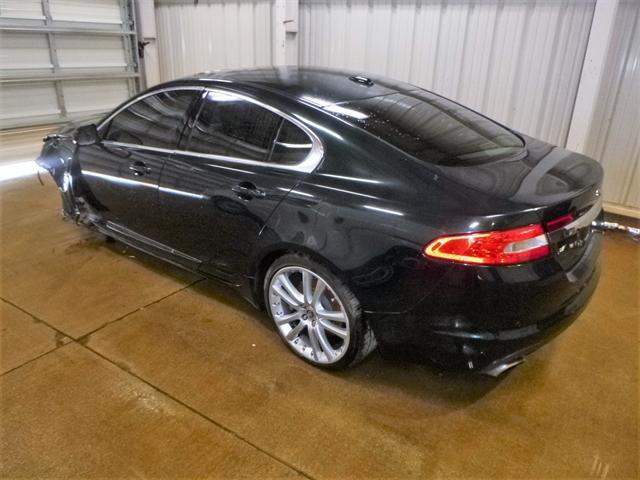 Photo of 2011 Botanical Green Jaguar XF