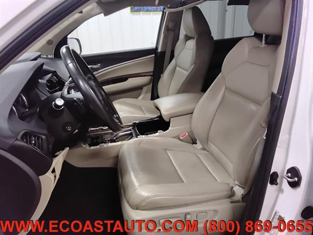 Photo of 2018 White Diamond Pearl Acura MDX