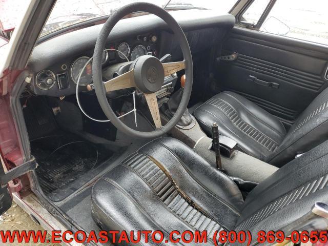 Photo of 1976 Red MG Midget