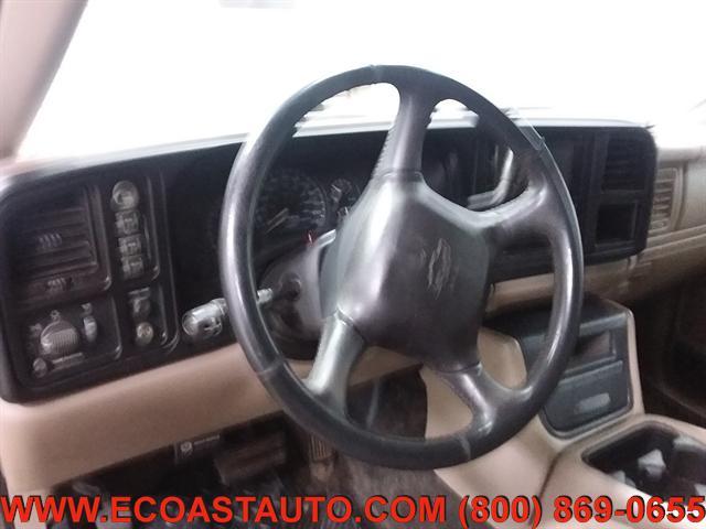 Photo of 2002 Light Pewter Metallic Chevrolet Avalanche