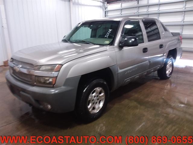 Photo of 2002 Light Pewter Metallic Chevrolet Avalanche