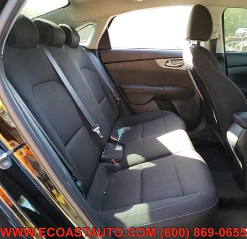 Photo of 2021 Aurora Black Kia Forte