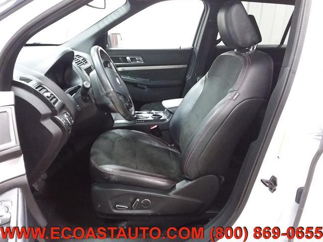 Photo of 2018 Oxford White Ford Explorer