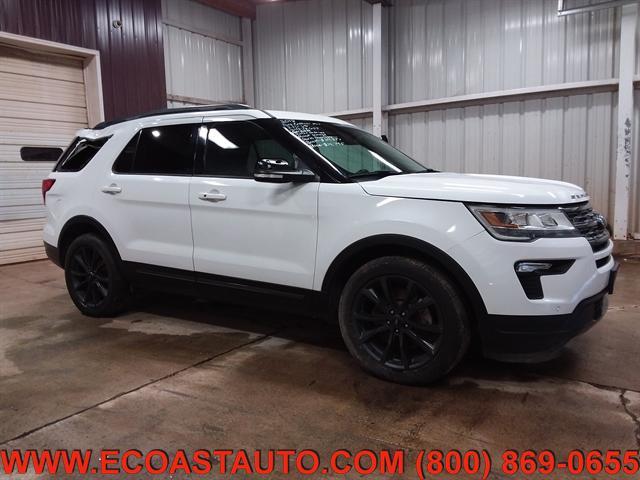 Photo of 2018 Oxford White Ford Explorer