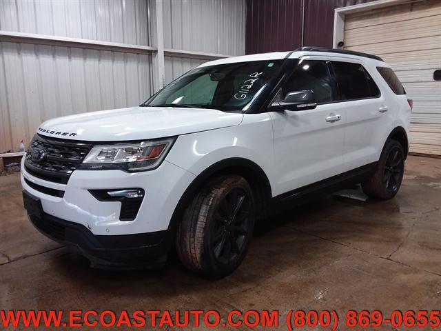Photo of 2018 Oxford White Ford Explorer