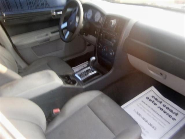 Photo of 2006 Brilliant Black Crystal Prl Chrysler 300