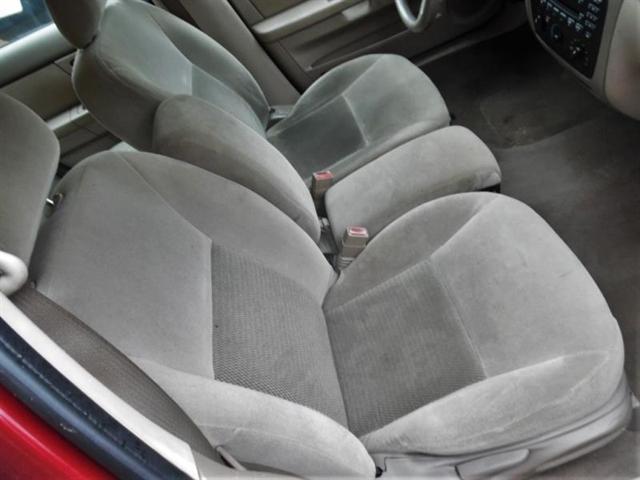 Photo of 2004 Merlot Clearcoat Metallic Ford Taurus