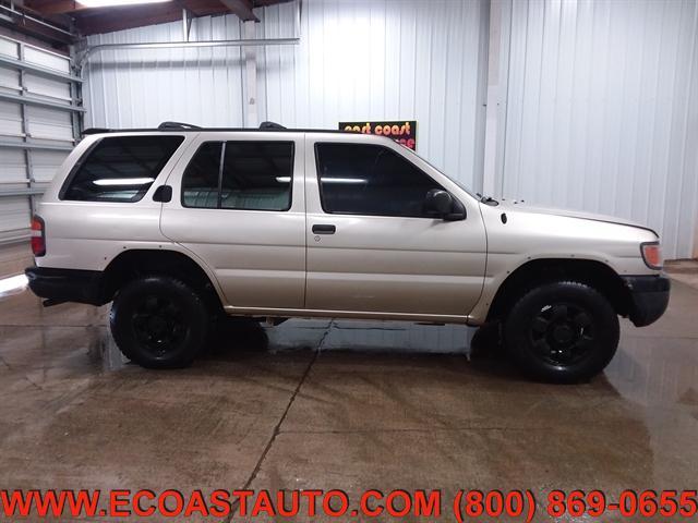 Photo of 1998 Mahogany Pearl Nissan Pathfinder
