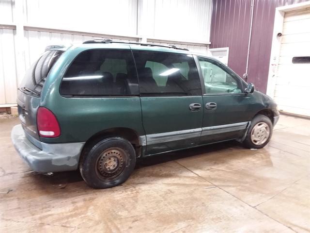 Photo of 1997 Forest Green (PC) Dodge Caravan