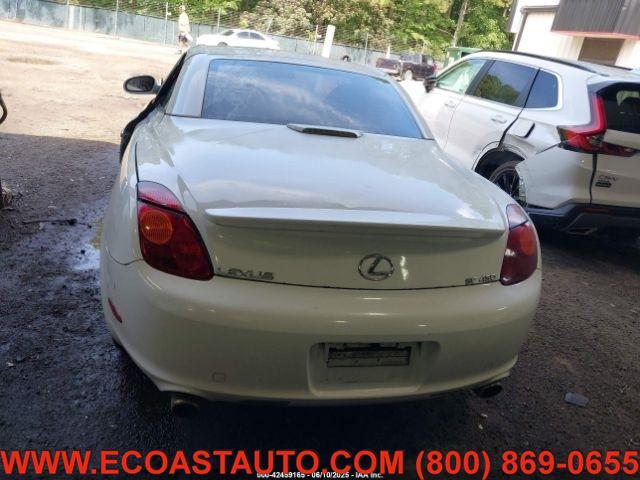 Photo of 2002 White Gold Crystal Lexus SC 430