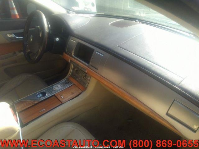Photo of 2009 Indigo Blue Jaguar XF