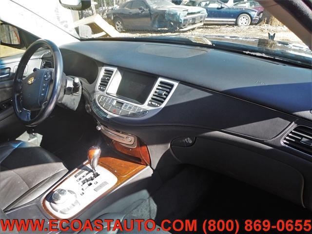 Photo of 2009 Black Noir Pearl Hyundai Genesis