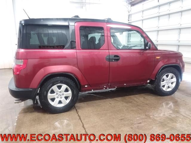 Photo of 2009 Tango Red Pearl Honda Element