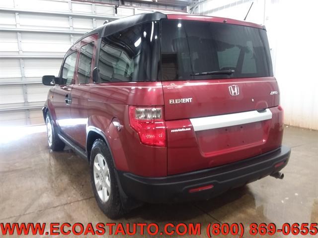 Photo of 2009 Tango Red Pearl Honda Element