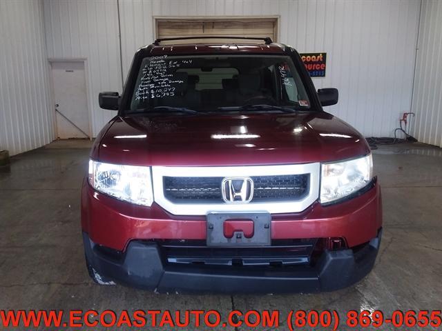 Photo of 2009 Tango Red Pearl Honda Element