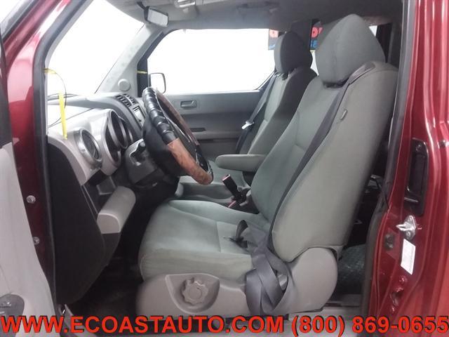 Photo of 2009 Tango Red Pearl Honda Element