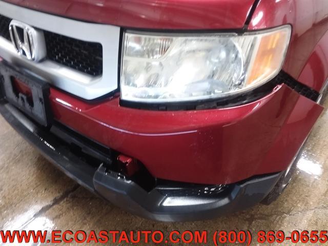 Photo of 2009 Tango Red Pearl Honda Element