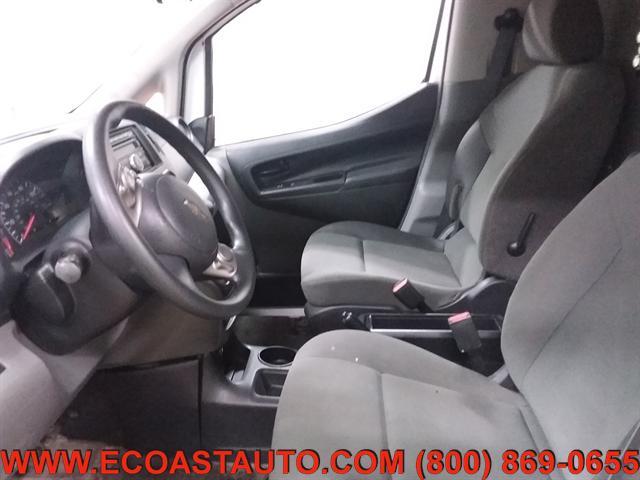 Photo of 2016 Designer White Chevrolet City Express