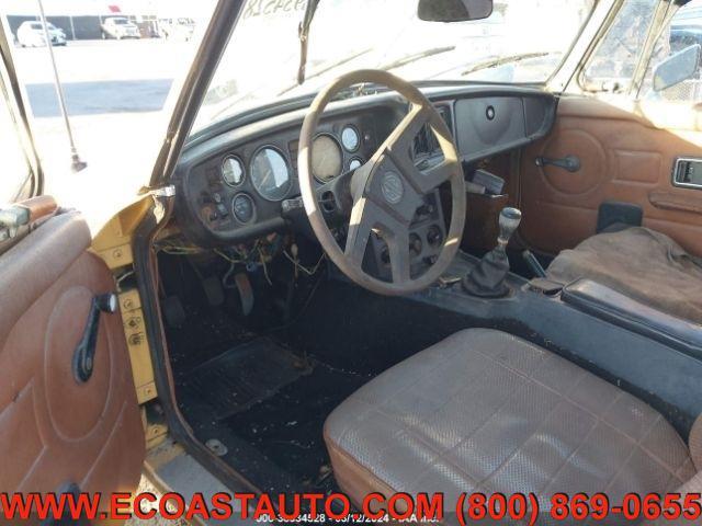 Photo of 1977 Yellow MG MGB