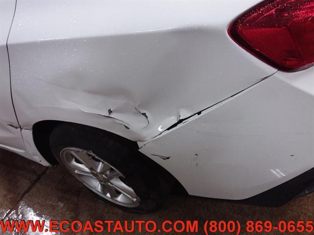 Photo of 2018 Summit White Chevrolet Cruze