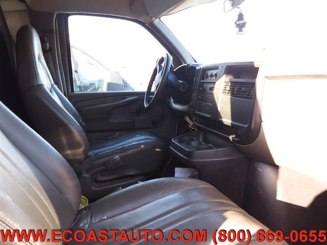 Photo of 2006 Summit White Chevrolet Express 1500