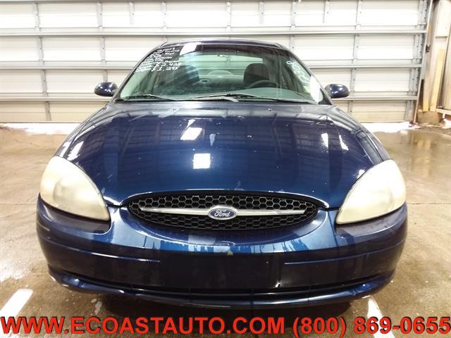 Photo of 2001 Medium Royal Blue Metallic Ford Taurus