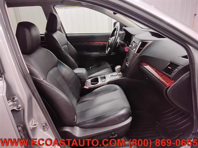 Photo of 2011 Graphite Gray Metallic Subaru Outback