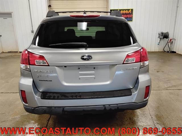 Photo of 2011 Graphite Gray Metallic Subaru Outback